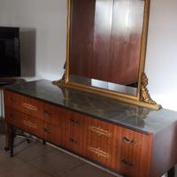 Arredamento per camera matrimoniale anni 50/60