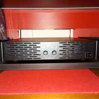 Amplificatore Behringer KM 1700 Nuovo 