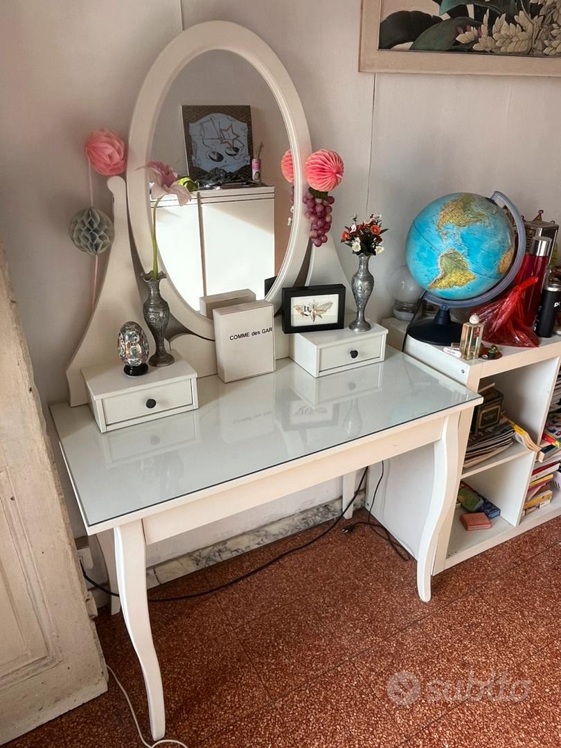 toeletta specchio tavolo da trucco ikea Arredamento e