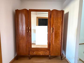 Camera da letto completa Liberty primi 1900 noce
