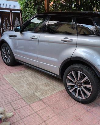 Auto Evoque