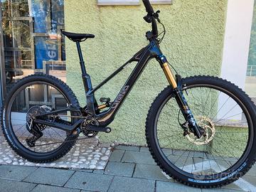 Unno Mith PRO 2025 taglia S1