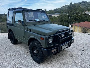 Suzuki SJ 413 SJ41W Berlina autovettura