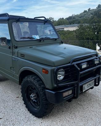 Suzuki SJ 413 SJ41W Berlina autovettura