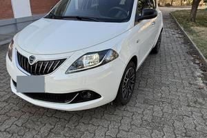 Ypsilon My24 Platino
