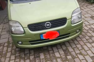 Opel agila 1.0 benz