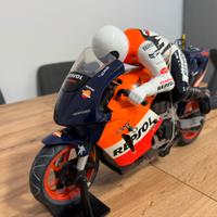 Honda RC211V Radio comandata