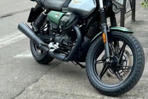 Guzzi v7 850 2021 centenario