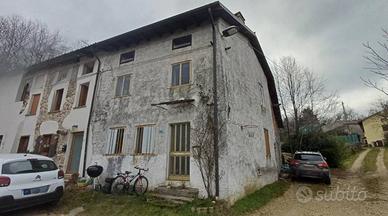 Immobile in asta di 167 m² con 3 locali a Schio