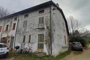 Immobile in asta di 167 m² con 3 locali a Schio