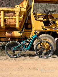 SANTA CRUZ  Bullit 4 CC X0 AXS RSV 29/27.5''