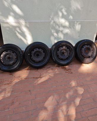 Cerchioni con gomme invernali 14''