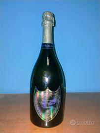 vino dom perignon lady Gaga 2010