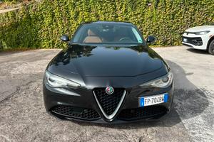 Alfa Giulia Super  2.2 180CV