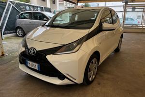Toyota Aygo 1.0 VVT-i 69 CV 5 porte x-business