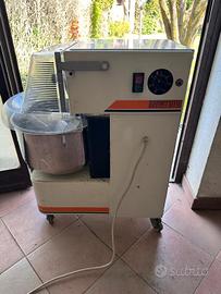 impastatrice a bracci tuffanti professionale 
