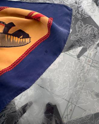 Foulard vintage salavtore ferragamo