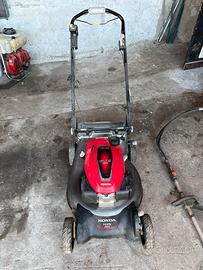 Taglia erba honda HRN536