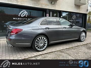 MERCEDES-BENZ E 350 BlueTEC Pelle LED Premium Su