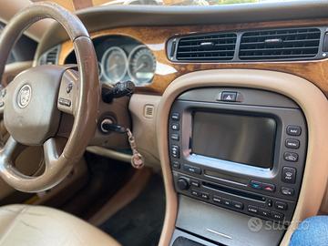 Jaguar X-Type per amatori