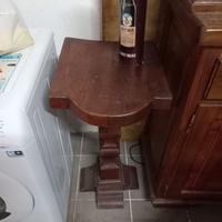 Piedistallo in legno