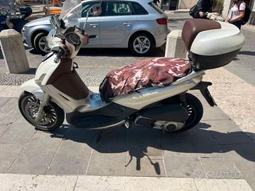 Scooter Aprilia Beverly 300 