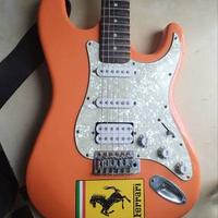 chitarra Orange Crush stratocaster