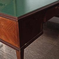 scrivania in legno e vetro 