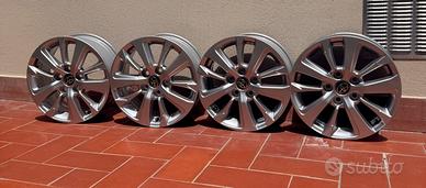 Cerchi Toyota originali R16 ET 45