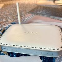 Router + Switch Netgear WGT624 v3