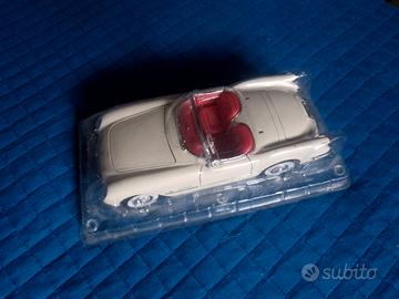 Modello Chevrolet Corvette in scala 1 18 nuova 