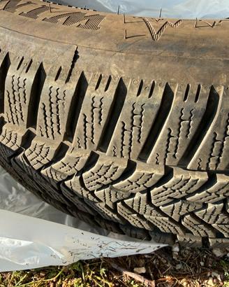 4 Pneumatici Dunlop Winter Sport 5 195/55 R16