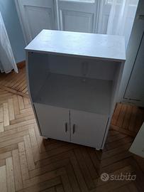 mobiletto con ruote 