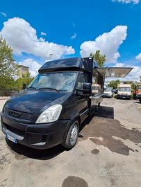 autonegozio paninoteca ambulante food truck 