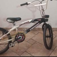 bicicletta BMX