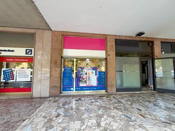 NEGOZIO A CREMONA