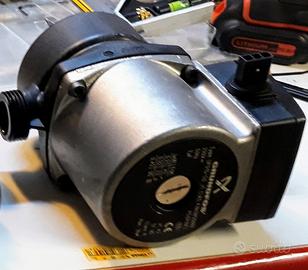 Pompa circolatore per caldaia