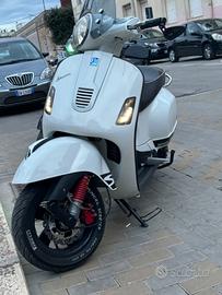 Piaggio Vespa 300 GTS - 2008