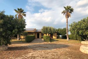 Villetta singola immersa nella natura