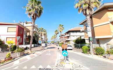 Appartamento vista mare con posto auto privato