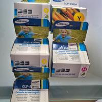 Toner Originale Samsung CLP- Y300A.  Colore Giallo