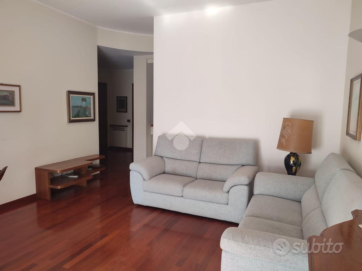 4 LOCALI A RHO - View 4