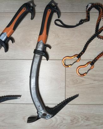 Coppia piccozze da ghiaccio Petzl Quark + dragonne