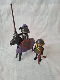 Playmobil 3329 Cavaliere Nero con Scudiero 2