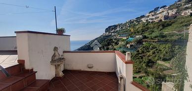 2 LOCALI A RAVELLO