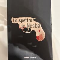 Lo spettro – Jo Nesbø (Einaudi Super ET)