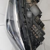 Faro SX  Mercedes Classe B 2018 