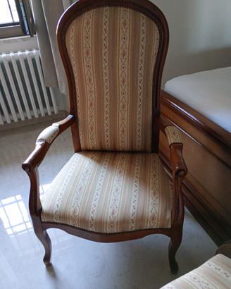 Sedie in legno massello stile classico