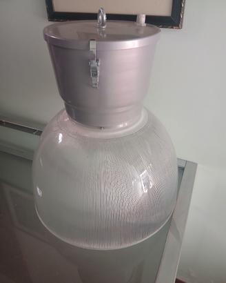 lampada per interni e capannoni