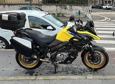 SUZUKI V-STROM 650XT